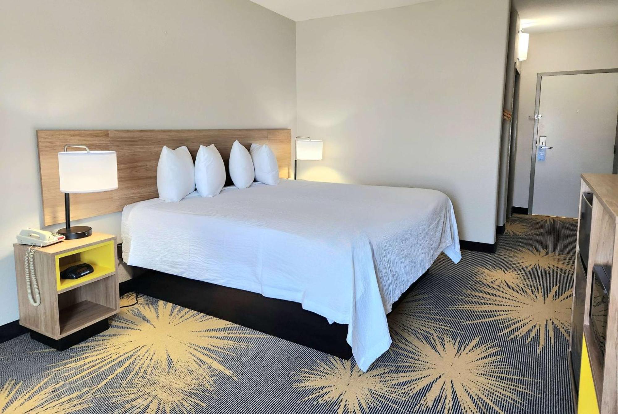 Days Inn By Wyndham Laplace- New Orleans Eksteriør billede